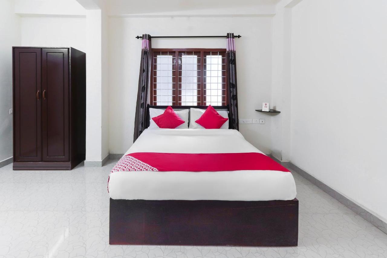 Oyo 49244 Green Castle Residency Hotel Nedumkandam Exterior foto