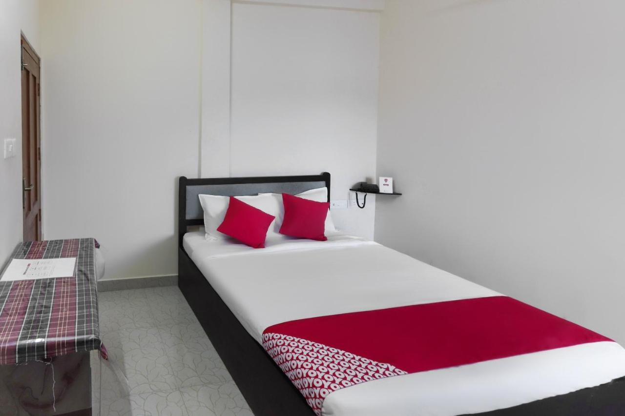 Oyo 49244 Green Castle Residency Hotel Nedumkandam Exterior foto